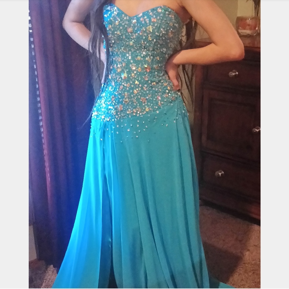 Prom dress